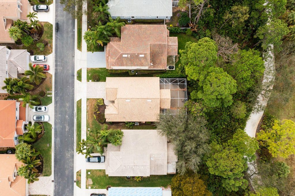 447 Woodview Circle, Palm Beach Gardens, FL 33418 Photo