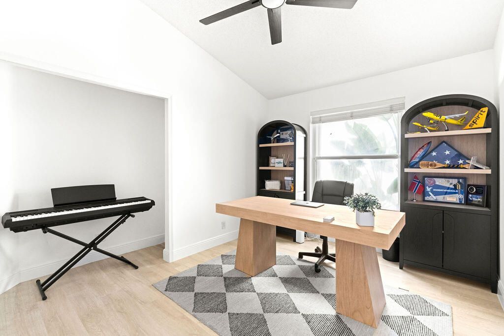 447 Woodview Circle, Palm Beach Gardens, FL 33418 Photo