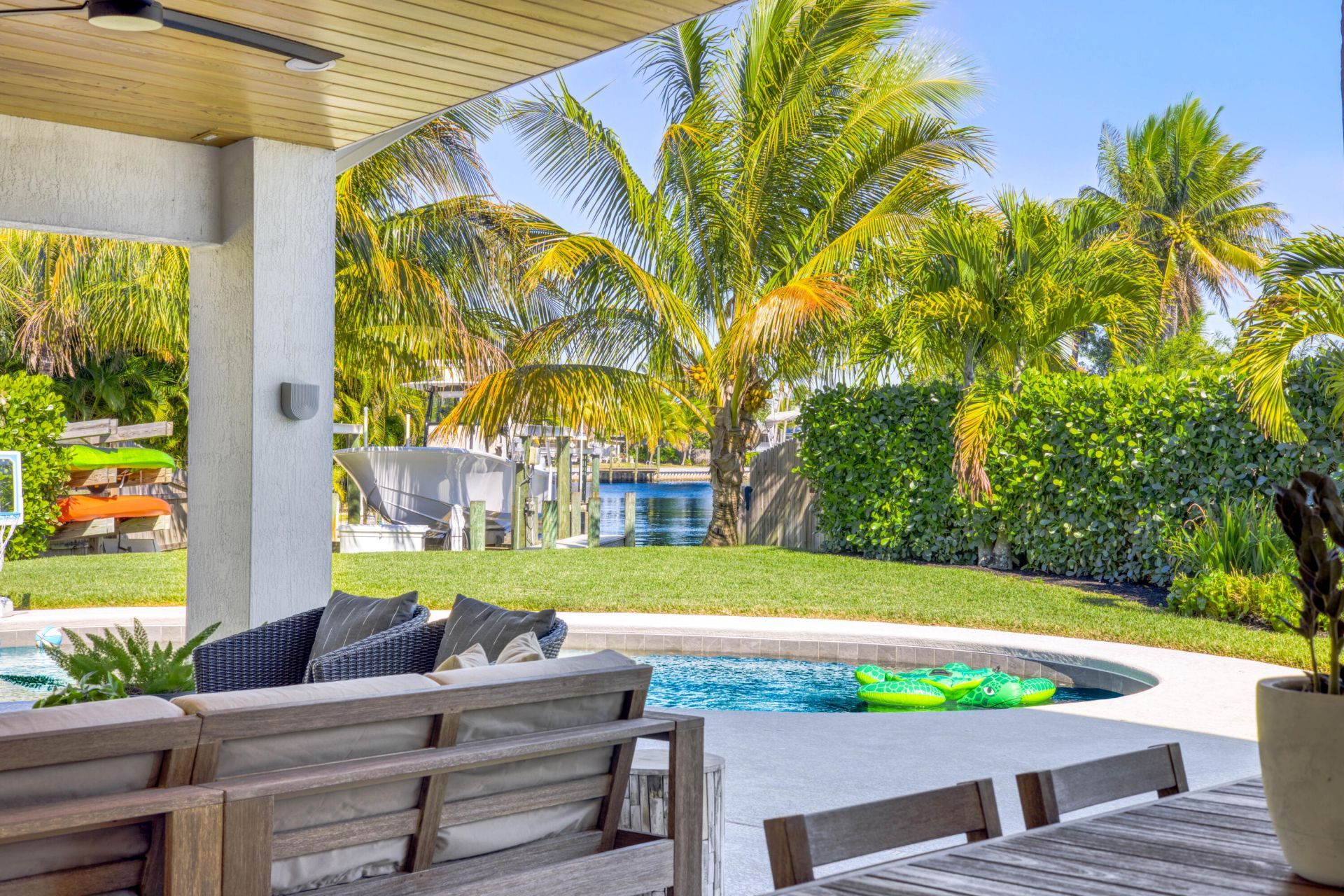 247 SW Riverway Boulevard, Palm City, FL 34990 Photo