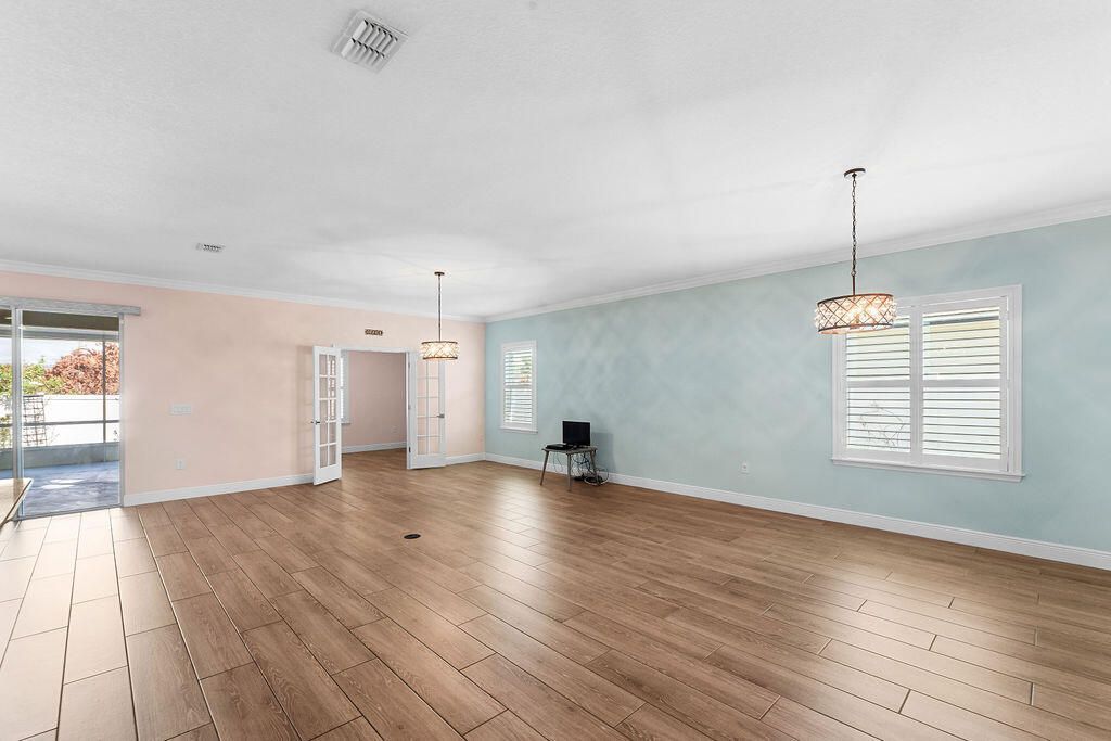 5285 NW South Delwood Drive, Port Saint Lucie, FL 34986 Photo