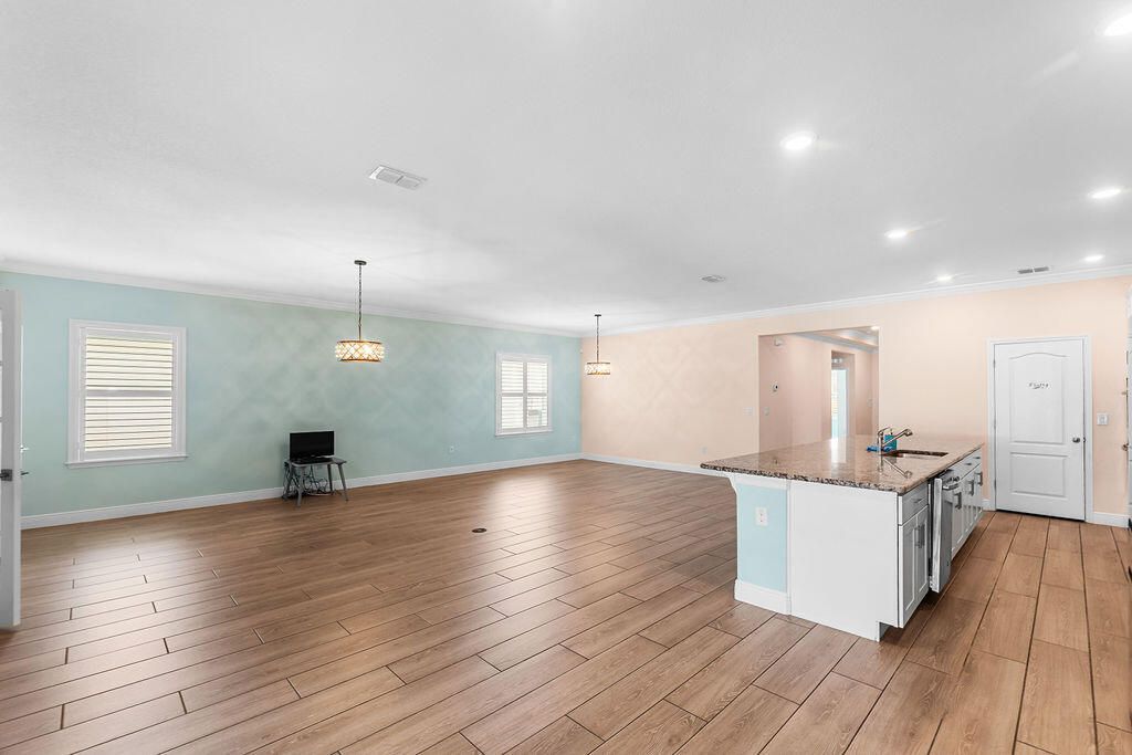 5285 NW South Delwood Drive, Port Saint Lucie, FL 34986 Photo