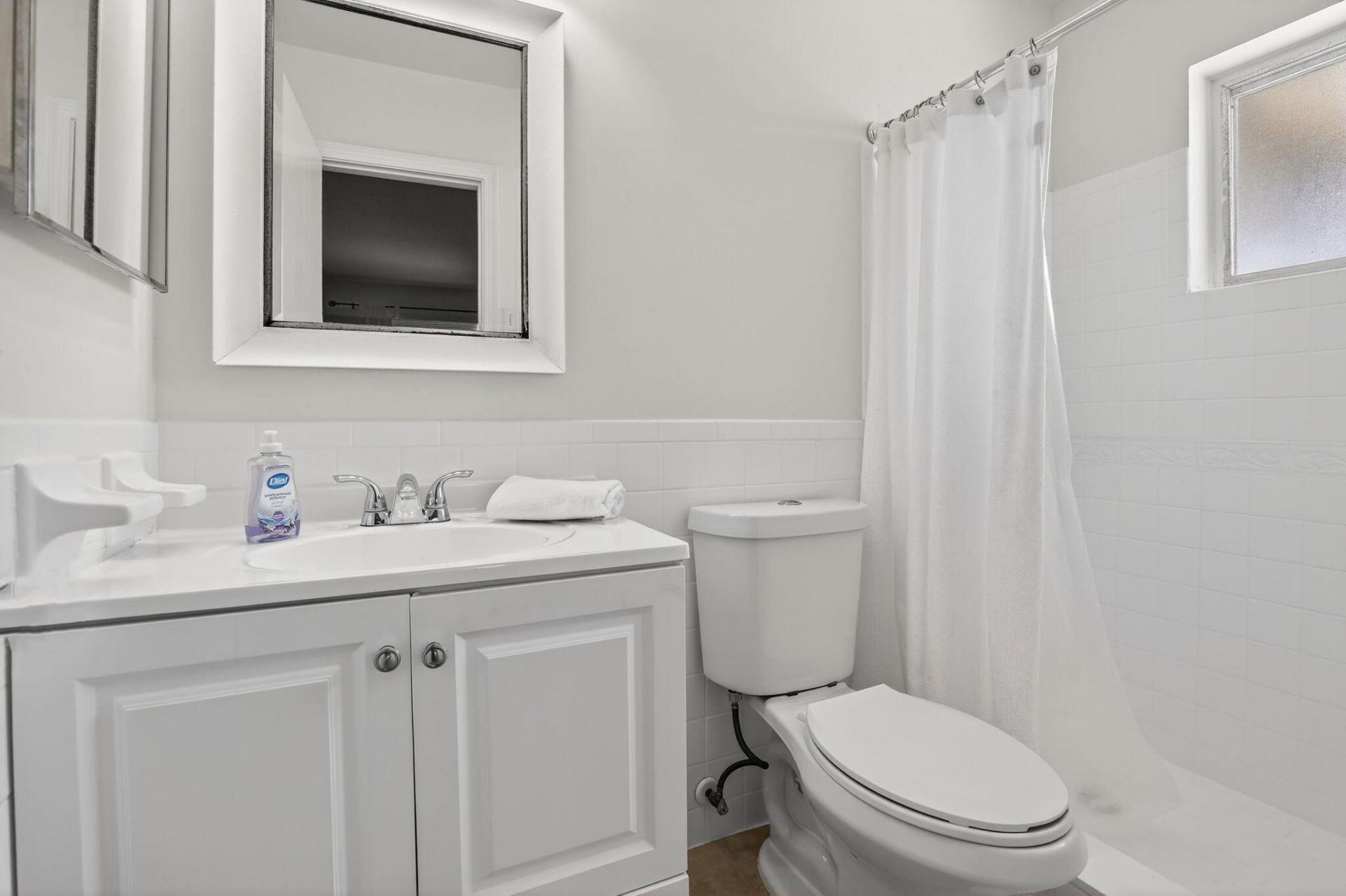 5710 NW 70th Terrace, Tamarac, FL 33321 Photo