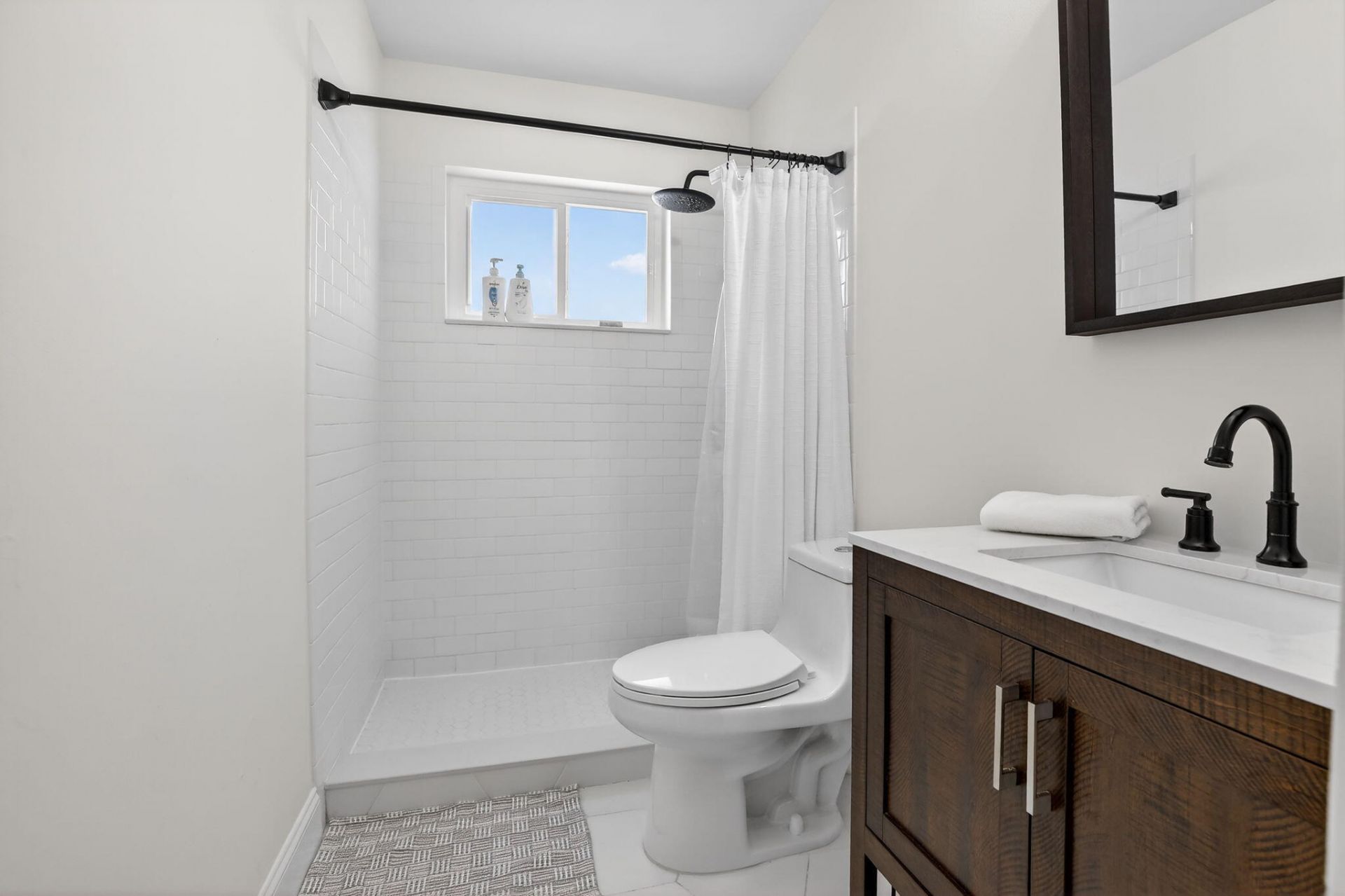 5710 NW 70th Terrace, Tamarac, FL 33321 Photo