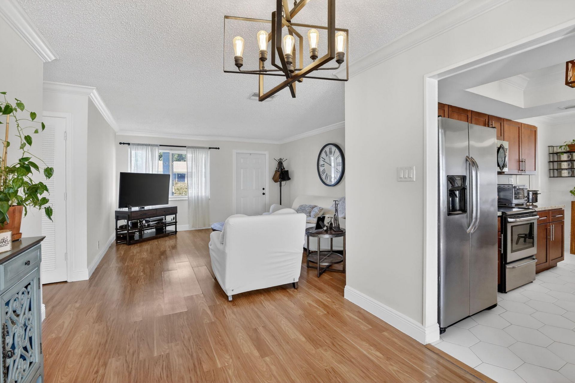 5710 NW 70th Terrace, Tamarac, FL 33321 Photo