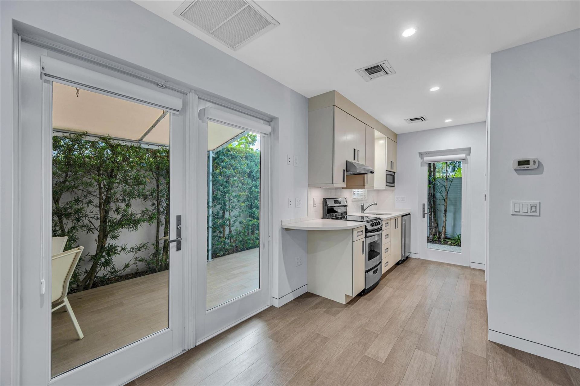 1200 NE 2nd Street, Fort Lauderdale, FL 33301 Photo