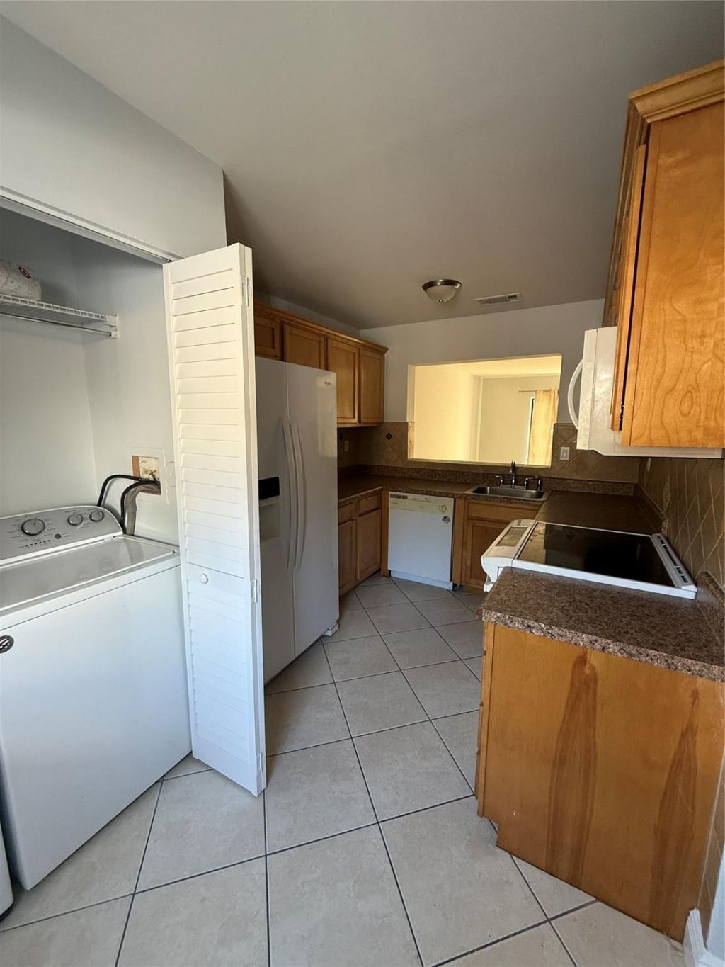 320 E Palm Circle, Unit 320, Pembroke Pines, FL 33025 Photo