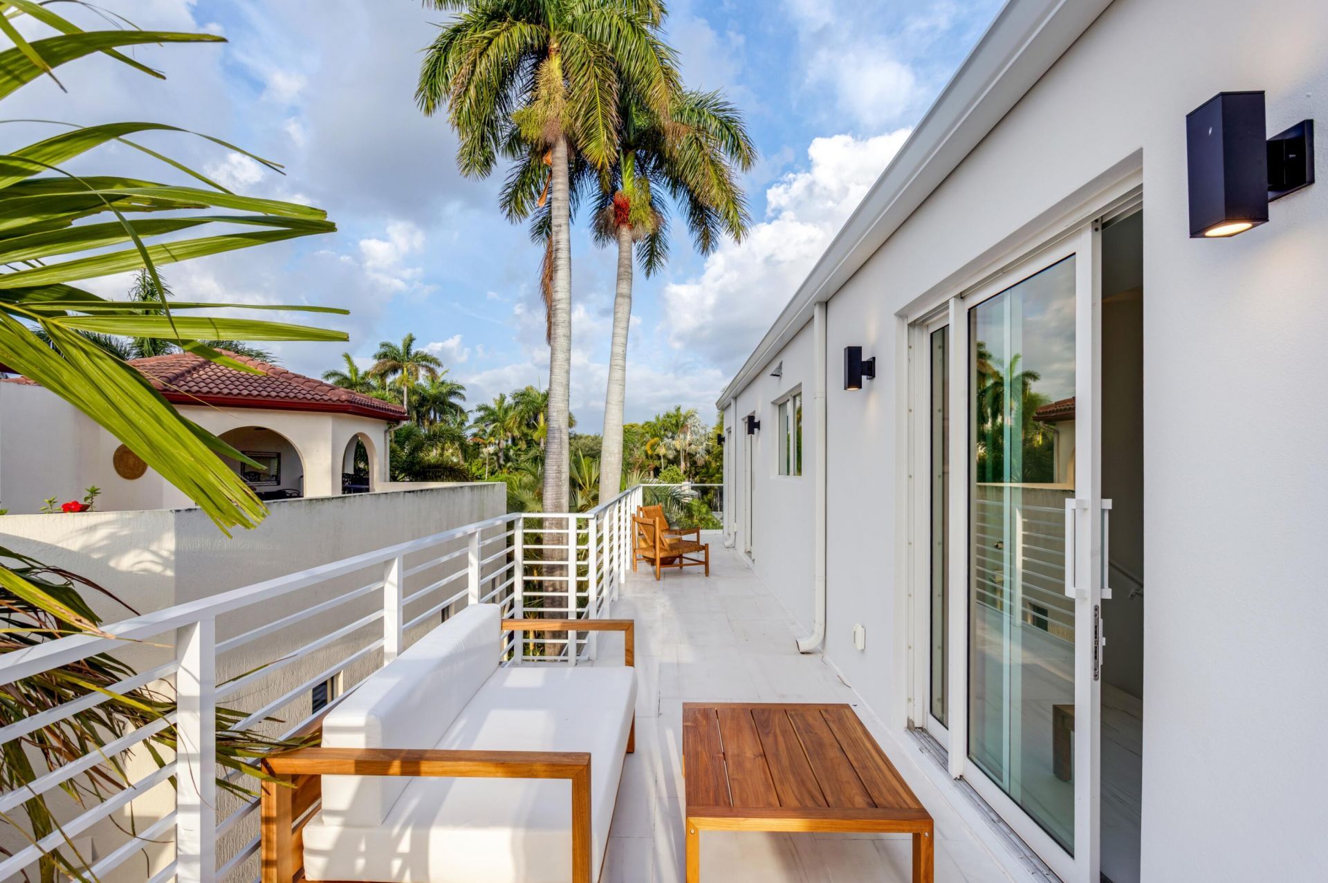 421 Hendricks Isle, Fort Lauderdale, FL 33301 Photo