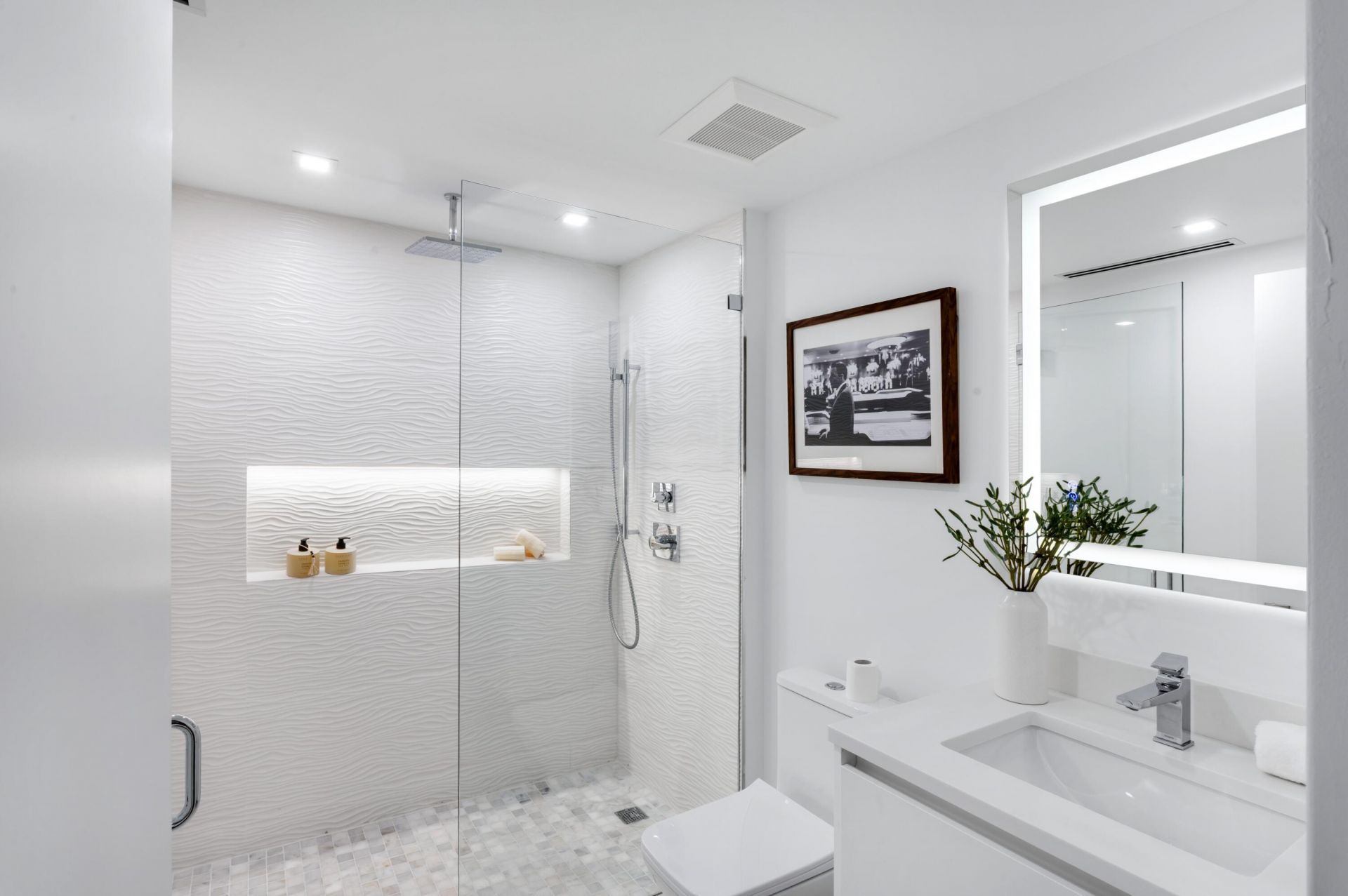 421 Hendricks Isle, Fort Lauderdale, FL 33301 Photo