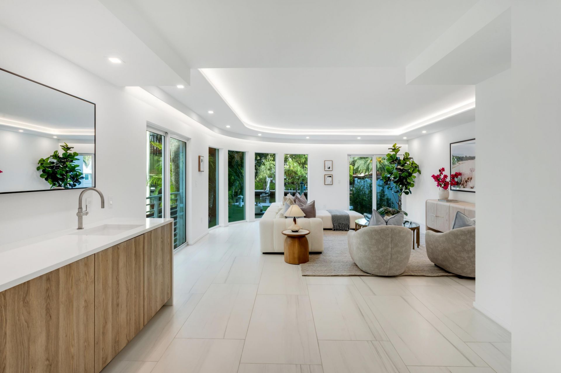 421 Hendricks Isle, Fort Lauderdale, FL 33301 Photo