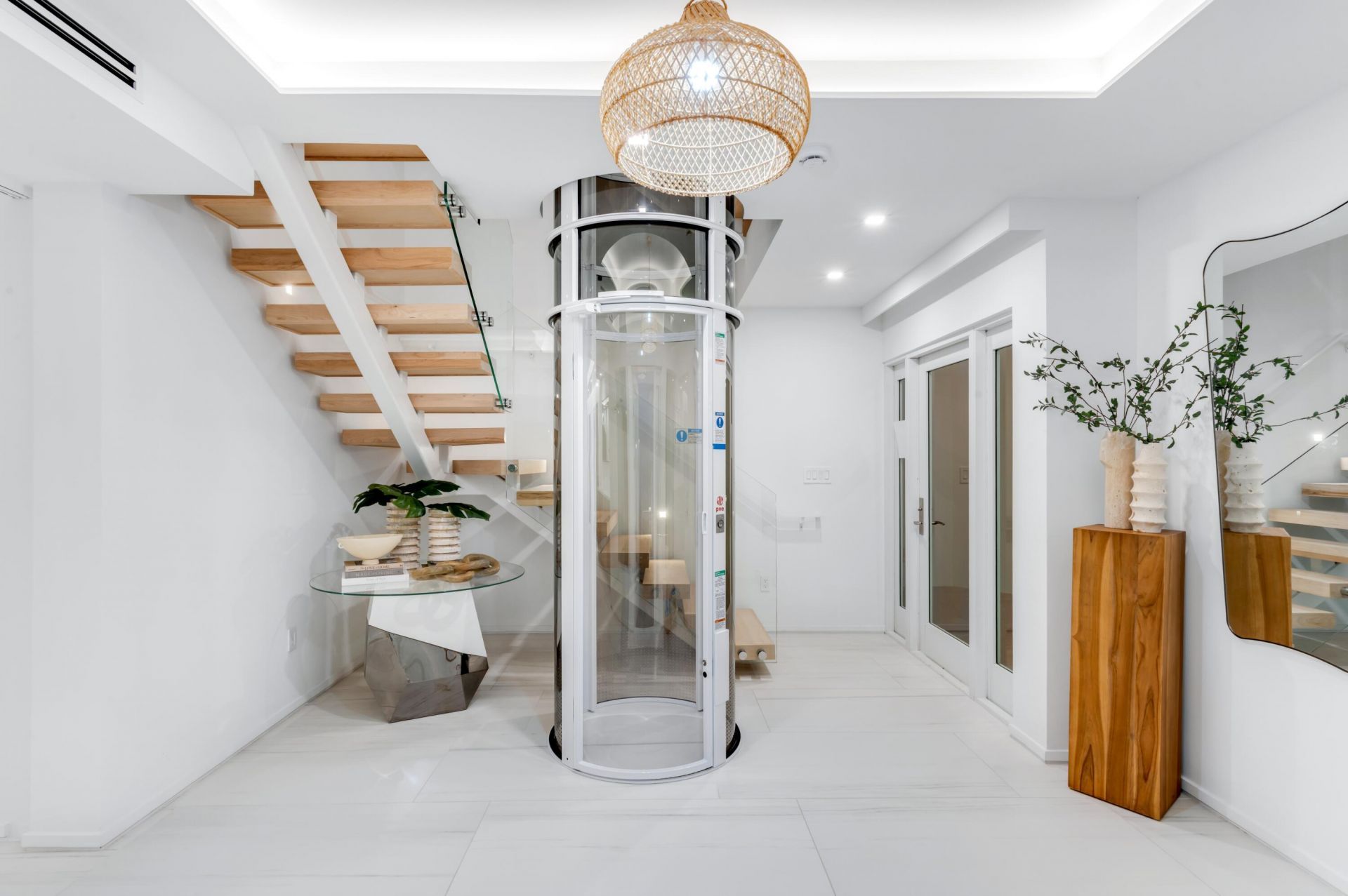 421 Hendricks Isle, Fort Lauderdale, FL 33301 Photo