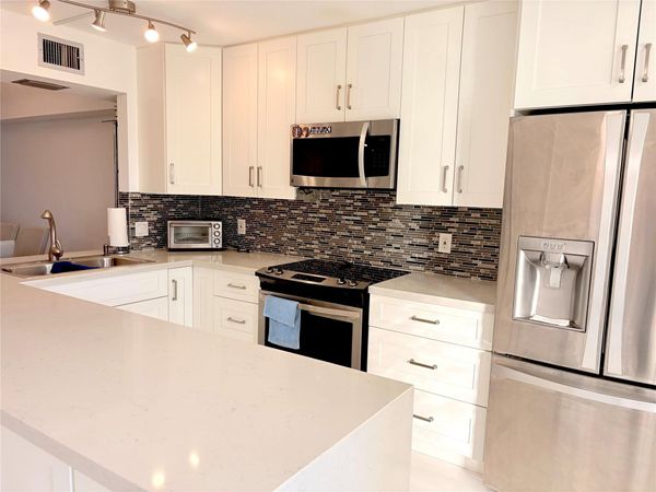 23099 Barwood Lane, Unit 308, Boca Raton, FL 33428