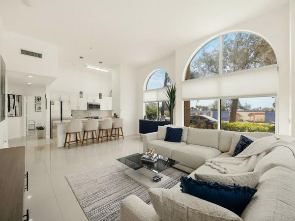 616 Clearwater Park Rd, Unit 101, West Palm Beach, FL 33401