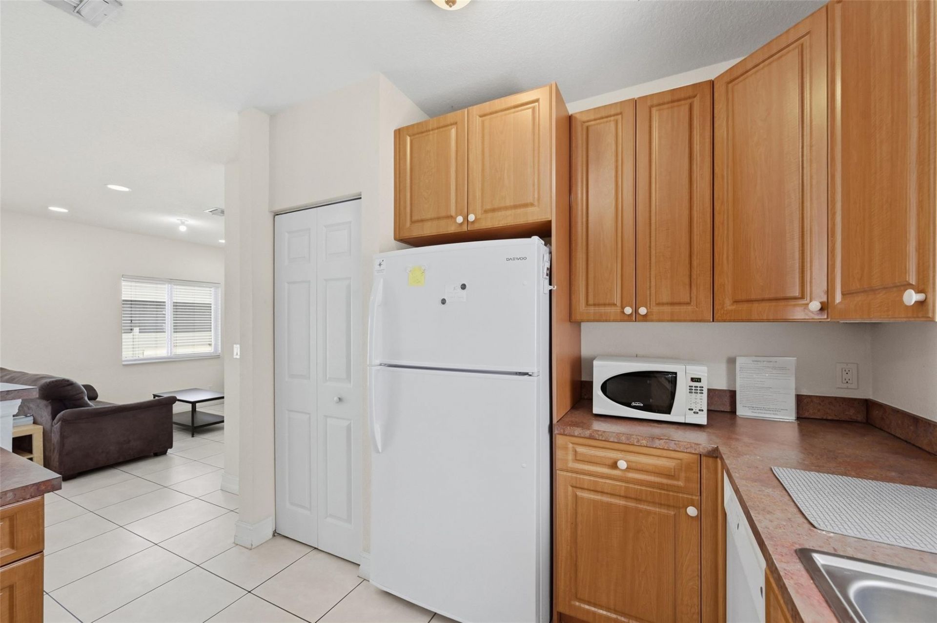 911 NE 12th Avenue, Pompano Beach, FL 33060 Photo