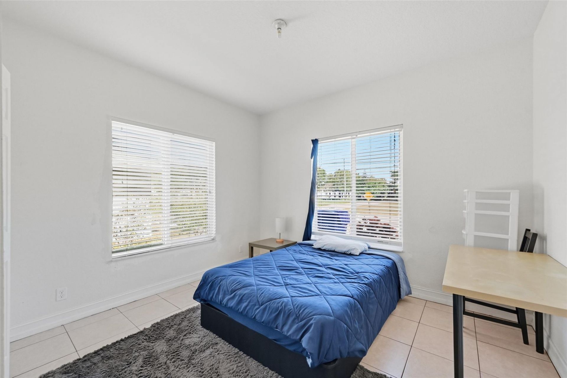 911 NE 12th Avenue, Pompano Beach, FL 33060 Photo