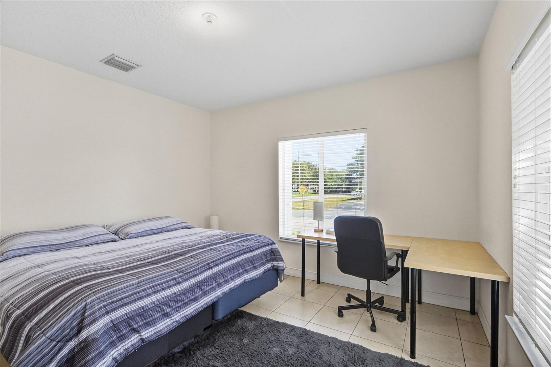 911 NE 12th Avenue, Pompano Beach, FL 33060 Photo