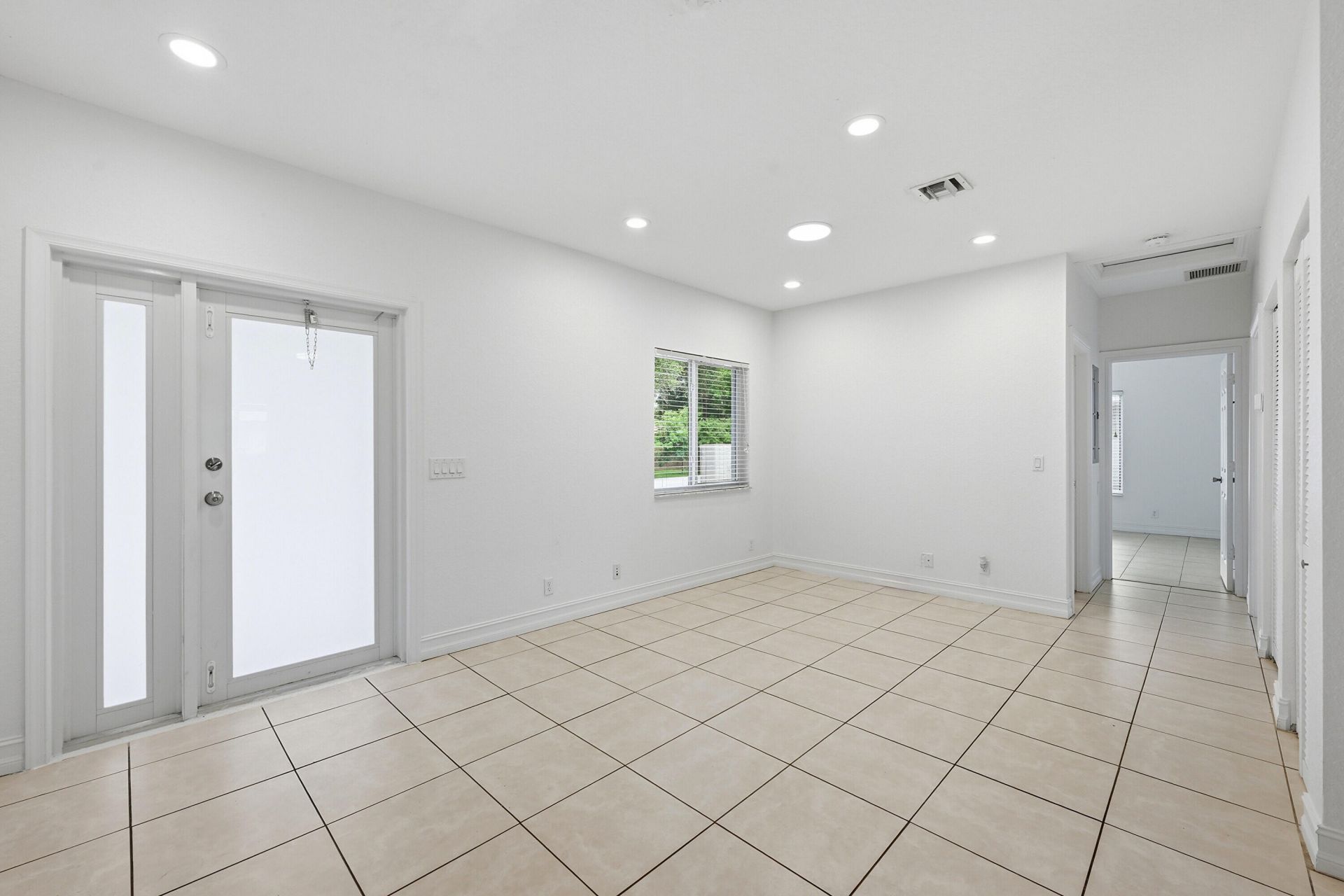 911 NE 12th Avenue, Pompano Beach, FL 33060 Photo