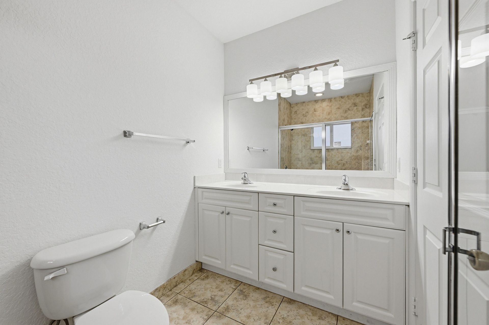 911 NE 12th Avenue, Pompano Beach, FL 33060 Photo