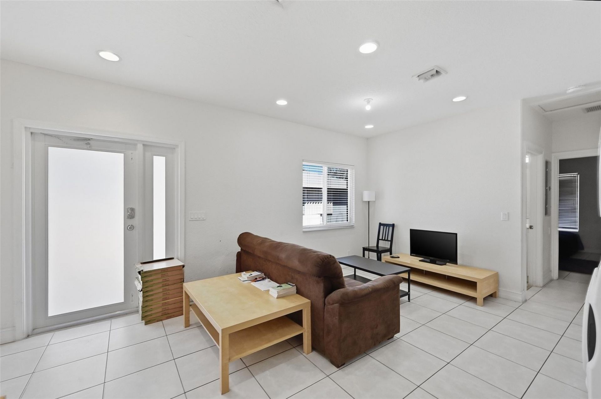 911 NE 12th Avenue, Pompano Beach, FL 33060 Photo