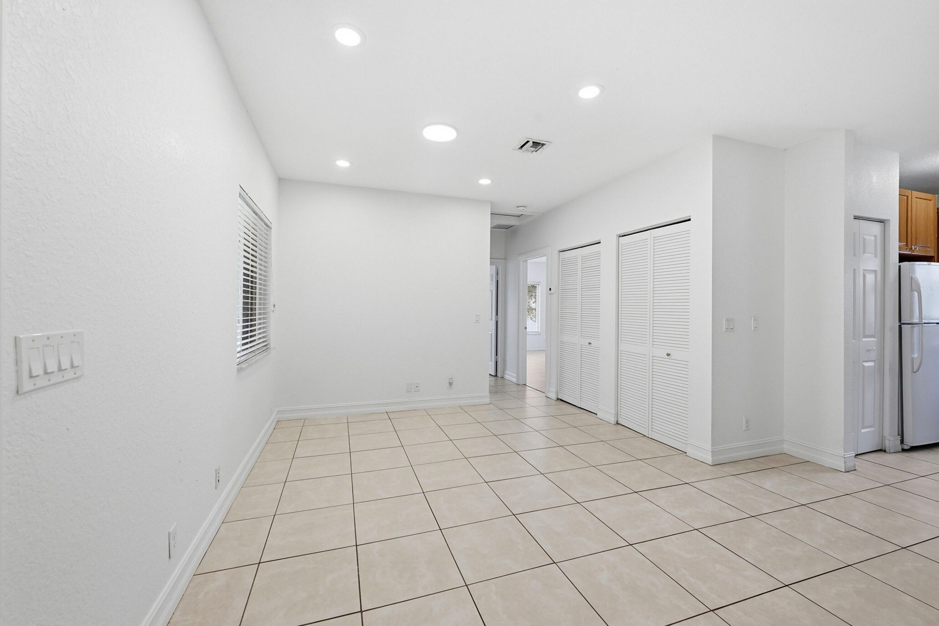 911 NE 12th Avenue, Pompano Beach, FL 33060 Photo
