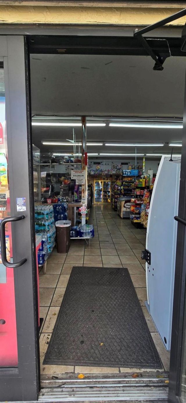 4000 NW 62nd St, Unit D, Fort Lauderdale, FL 33319 Photo