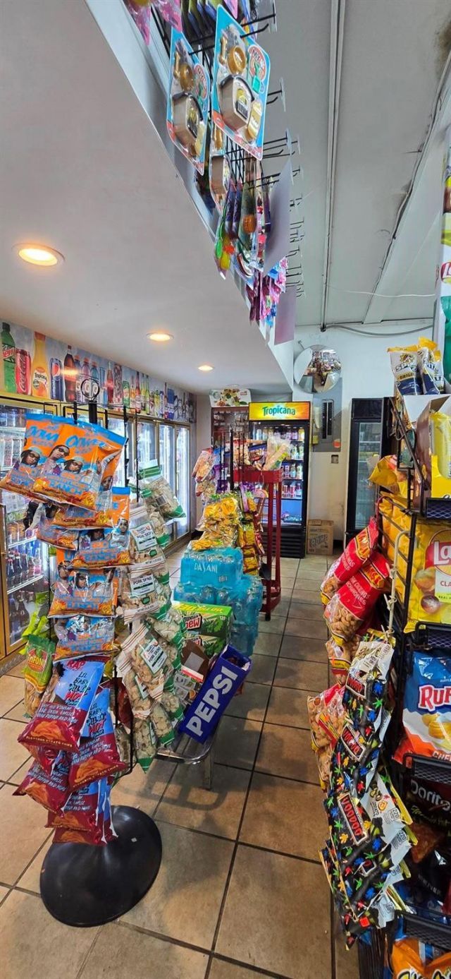 4000 NW 62nd St, Unit D, Fort Lauderdale, FL 33319 Photo