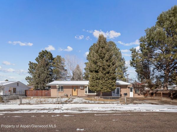 635 Glassier Drive, Carbondale, CO 81623