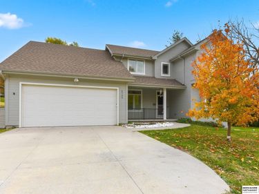 4702 Lakewood Drive, Blair, NE 68008
