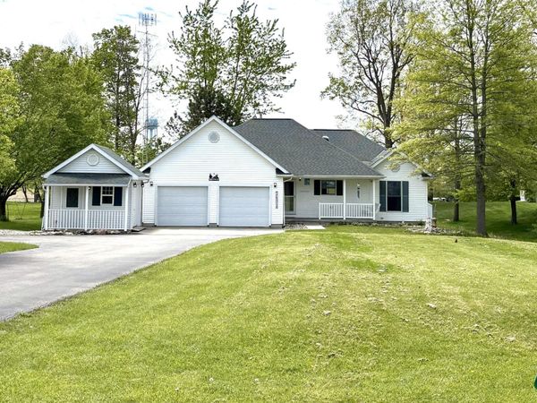 234 Seneca Drive, Montpelier, OH 43543