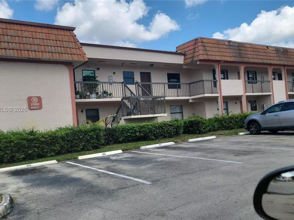 20810 NE 8th Ct, Unit 101-18, Miami, FL 33179