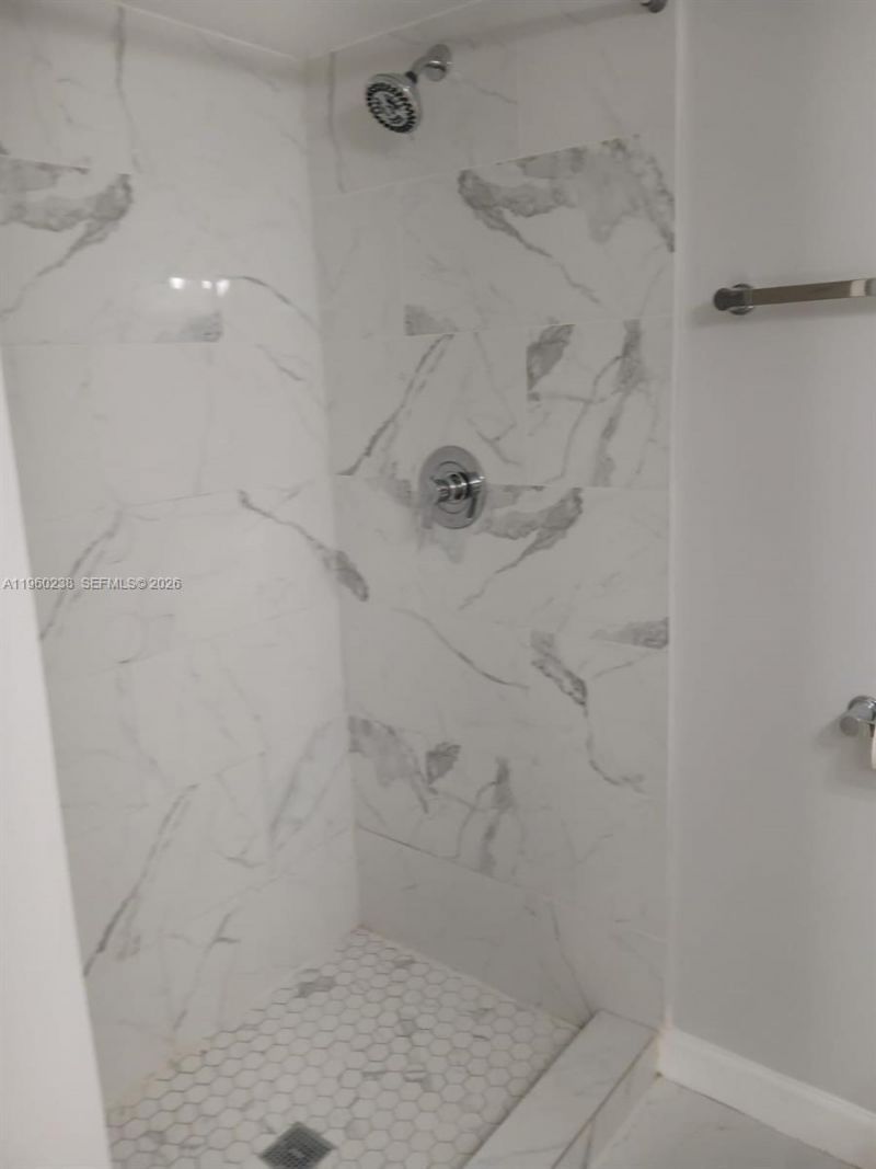 20810 NE 8th Ct, Unit 101-18, Miami, FL 33179 Photo