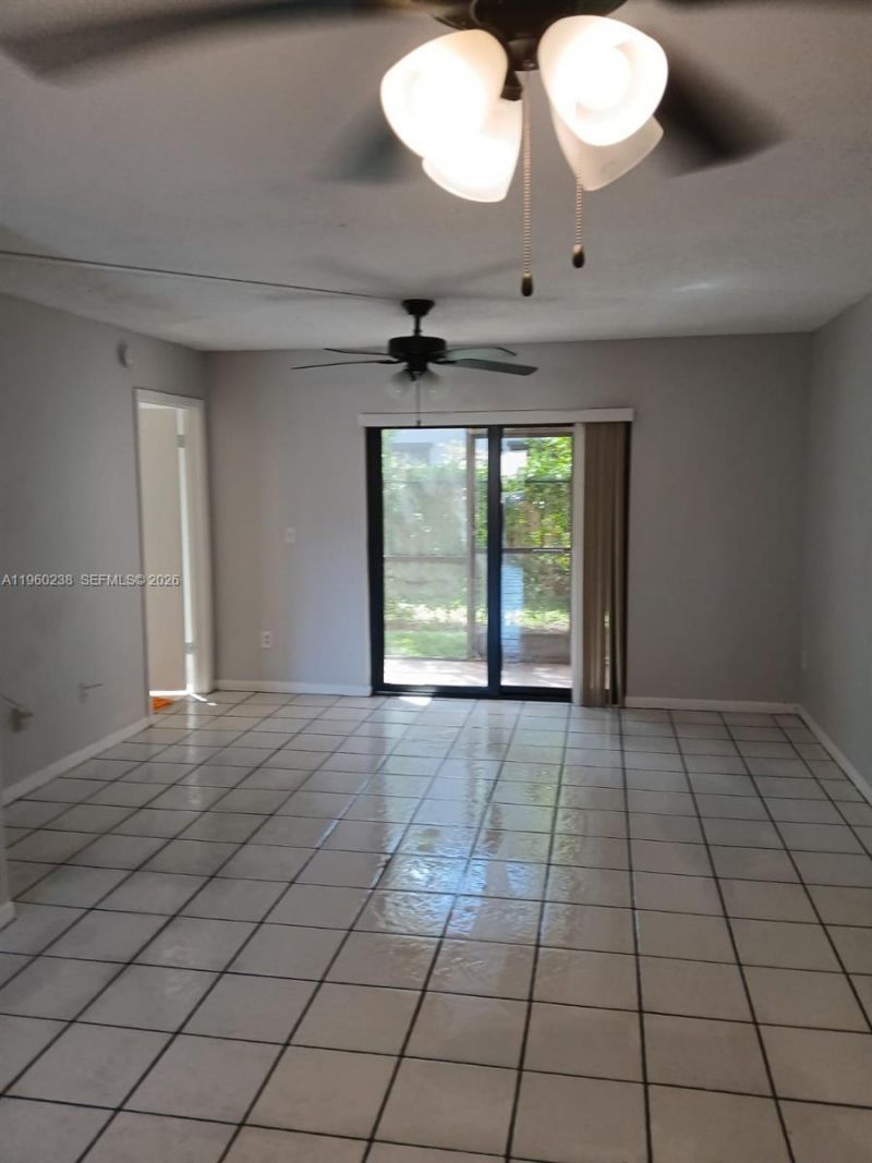 20810 NE 8th Ct, Unit 101-18, Miami, FL 33179 Photo