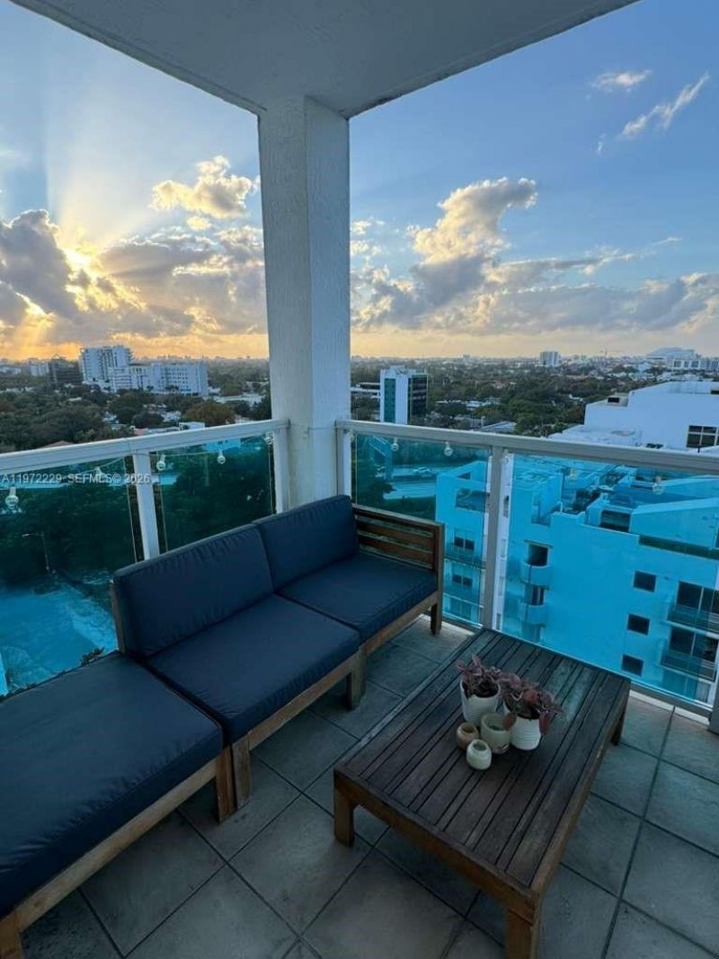 1723 SW 2nd Ave, Unit 1206, Miami, FL 33129 Photo