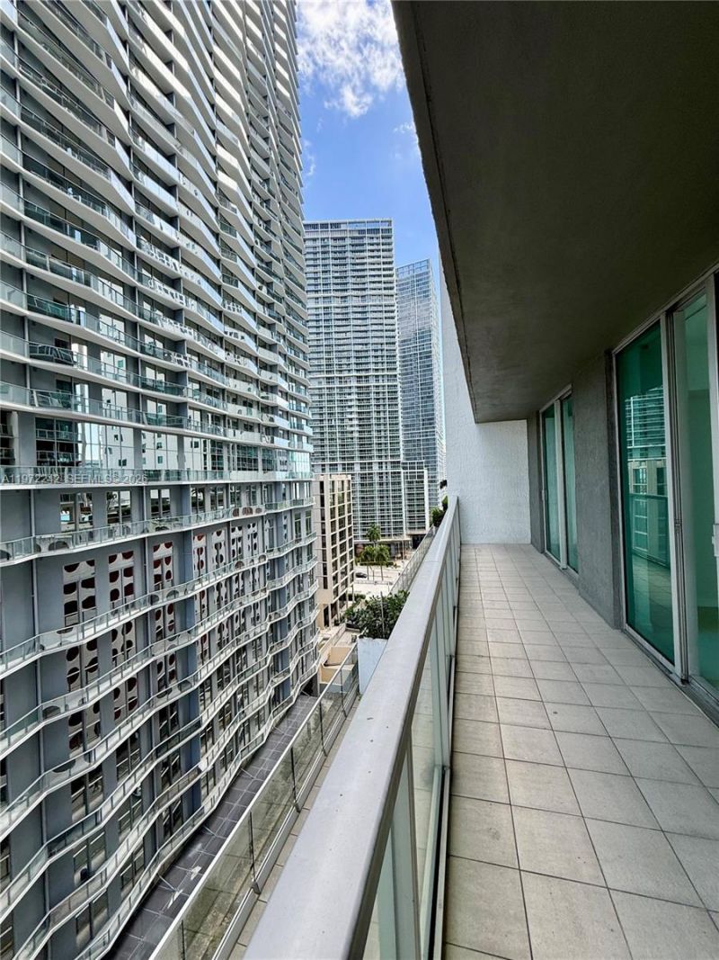 55 SE 6th St, Unit 1201, Miami, FL 33131 Photo