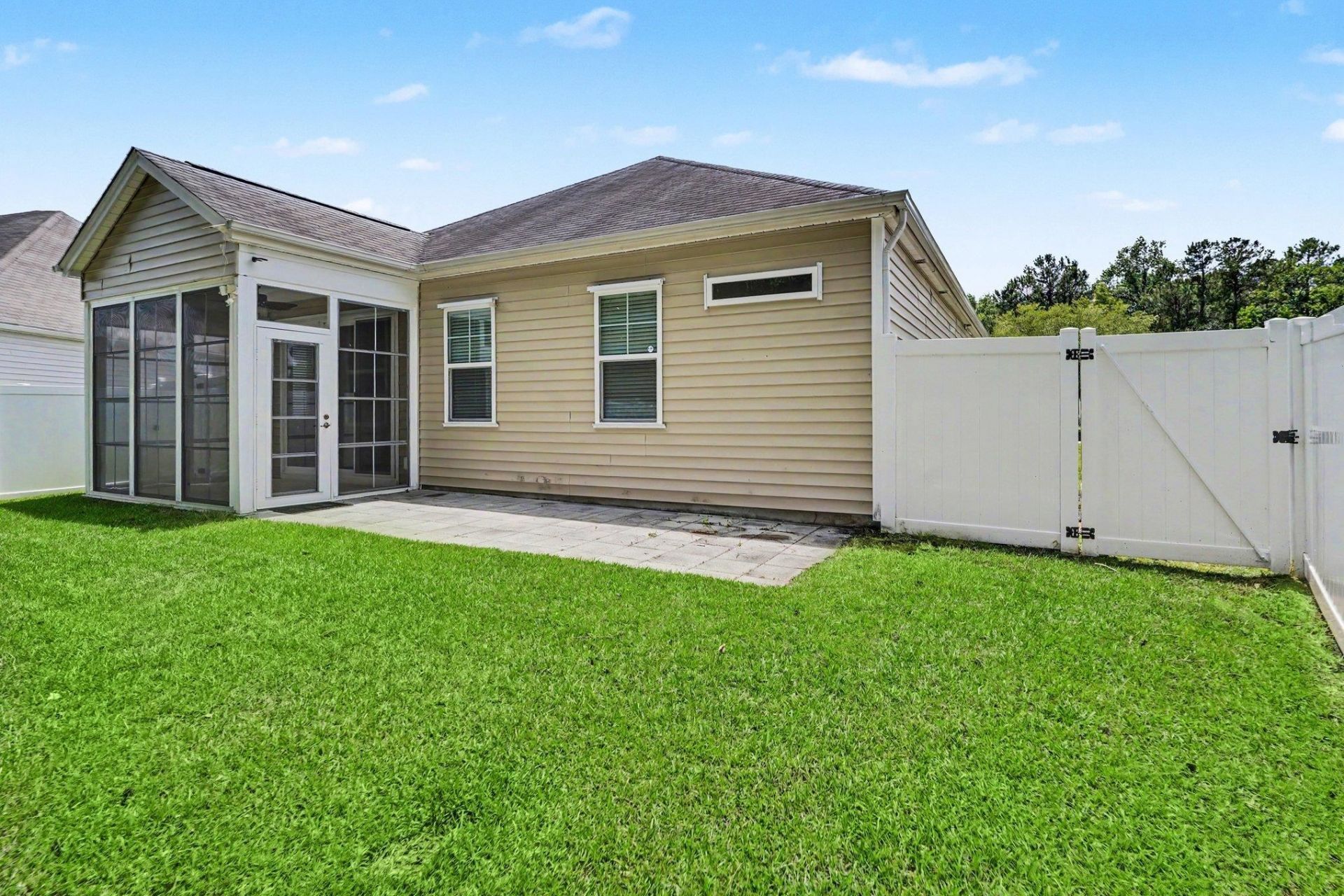 1426 Chanson Ct. Photo 32