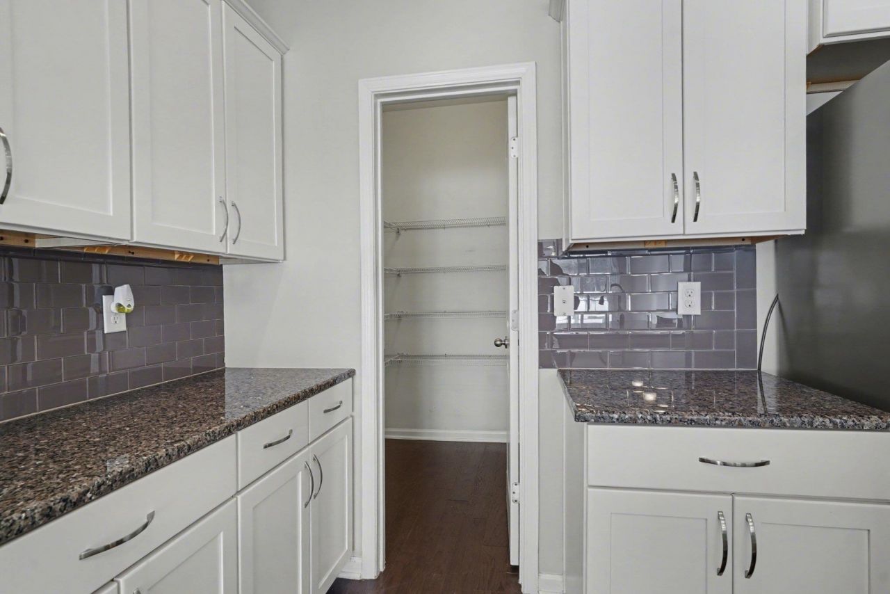 1426 Chanson Ct. Photo 9