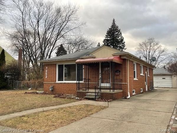 7053 Robindale Avenue, Dearborn Heights, MI 48127