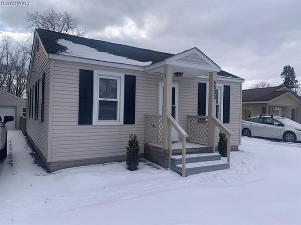 6533 Cloverton Drive, Waterford Twp, MI 48329