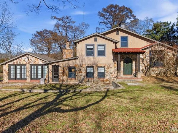 335 Westwood Drice , Houston, MO 65483