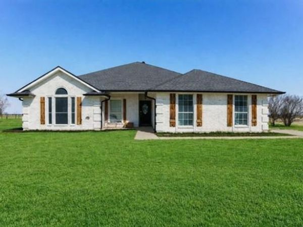 4600 Lone Star Road, Poolville, TX 76487