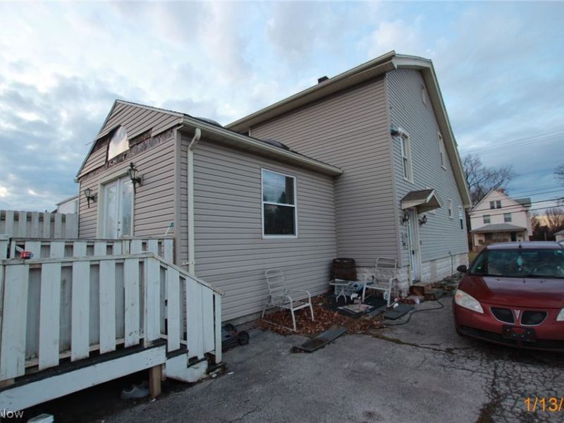 377 Coitsville Road, Campbell, OH 44405 Photo 5