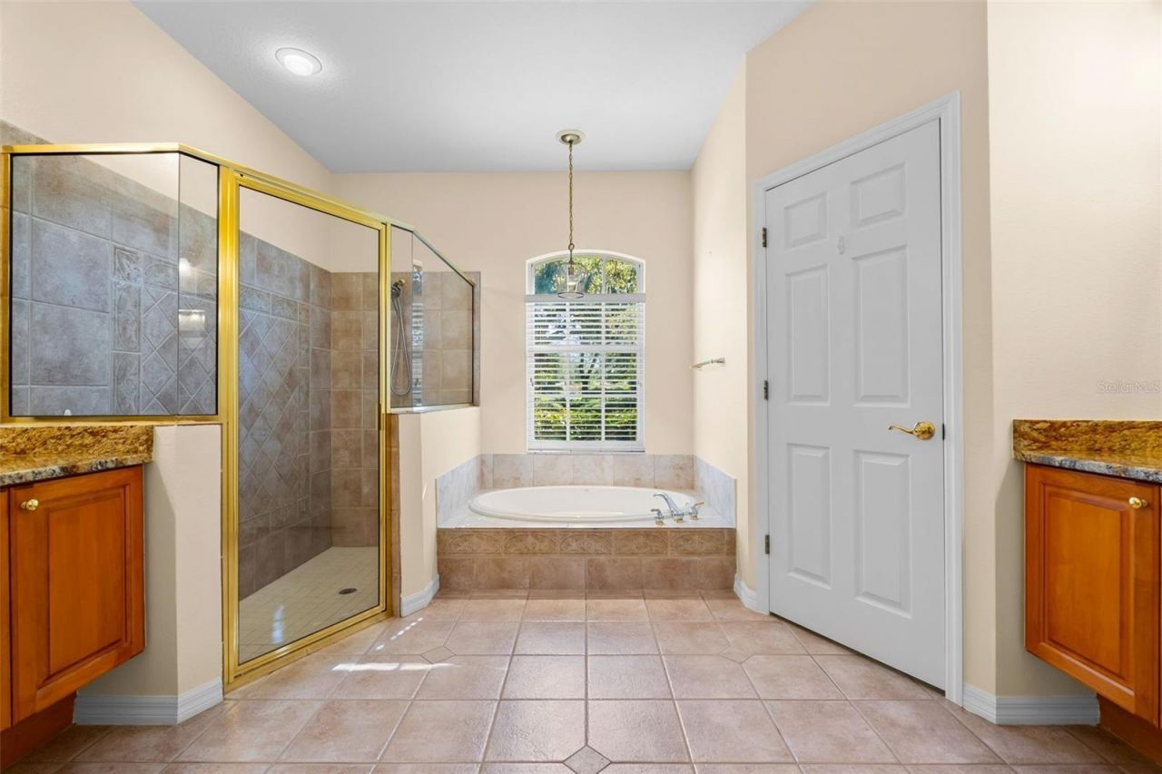 4751 Carrington Circle, Sarasota, FL 34243 Photo