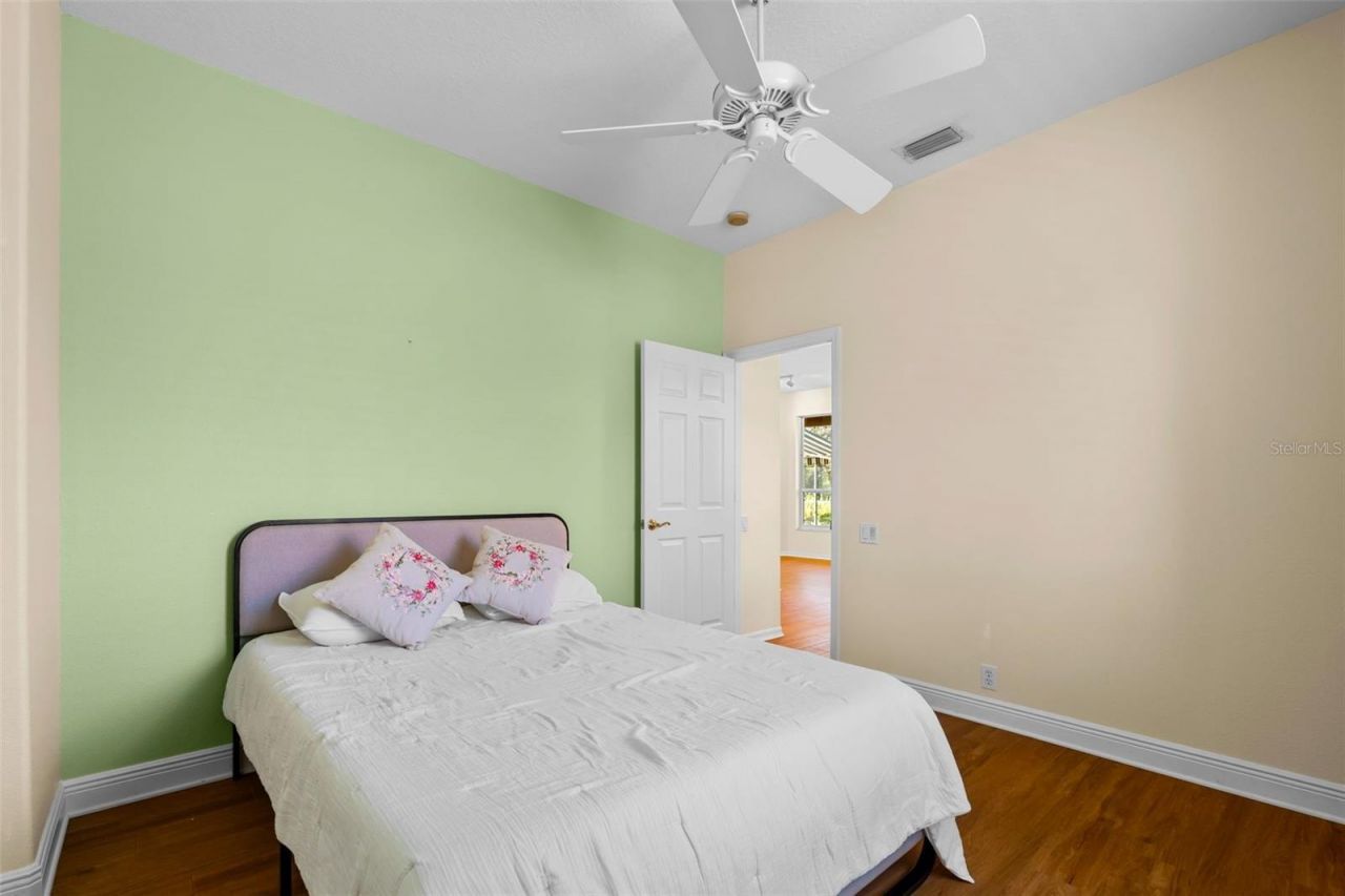 4751 Carrington Circle, Sarasota, FL 34243 Photo