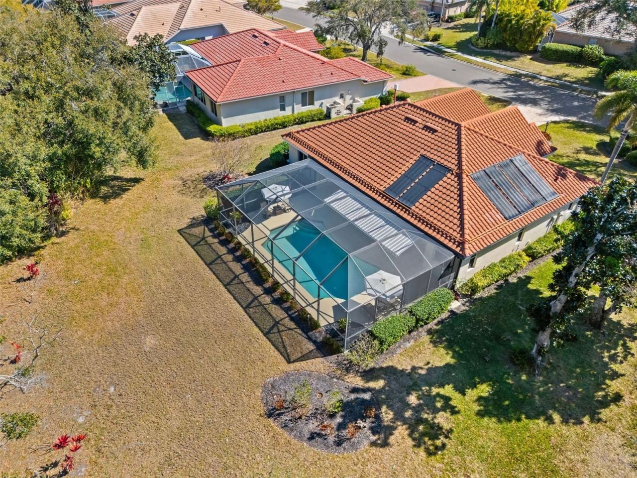 4751 Carrington Circle, Sarasota, FL 34243 Photo