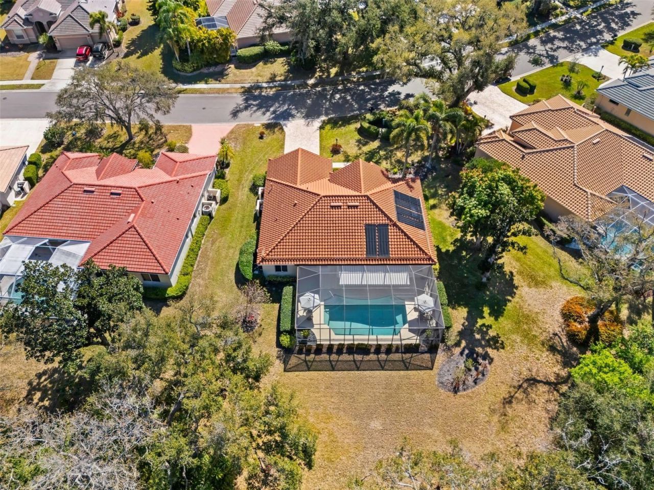 4751 Carrington Circle, Sarasota, FL 34243 Photo