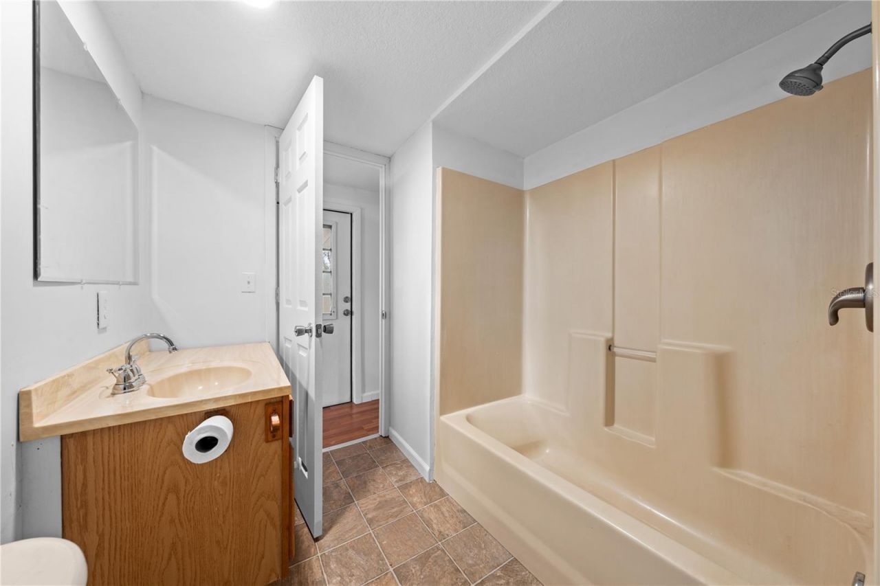 275 N Myrtle Drive, Kenansville, FL 34739 Photo