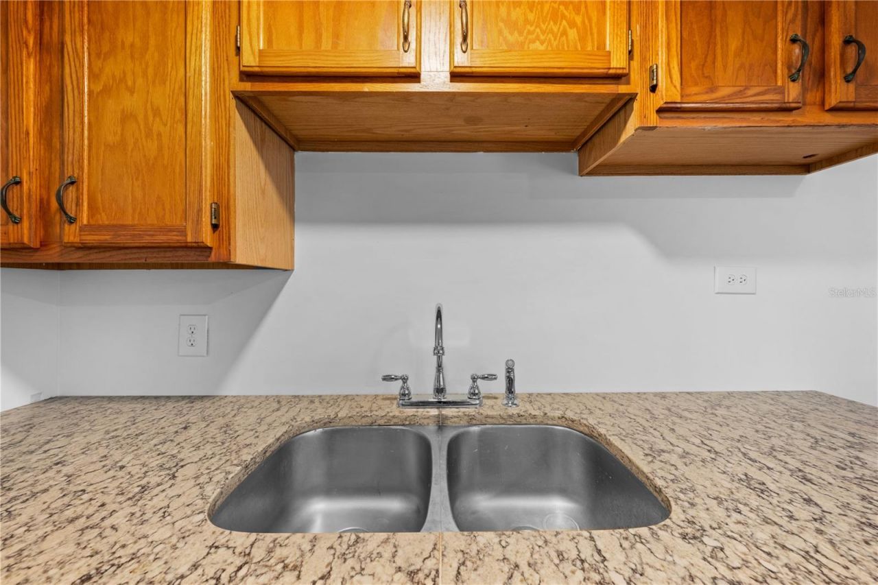 275 N Myrtle Drive, Kenansville, FL 34739 Photo