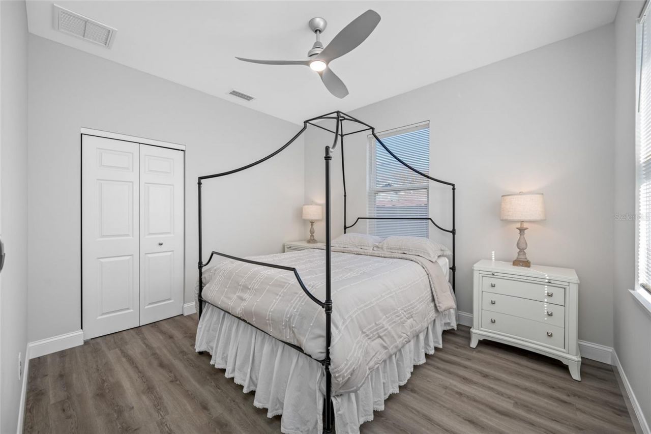 2144 43rd Terrace N, Saint Petersburg, FL 33714 Photo