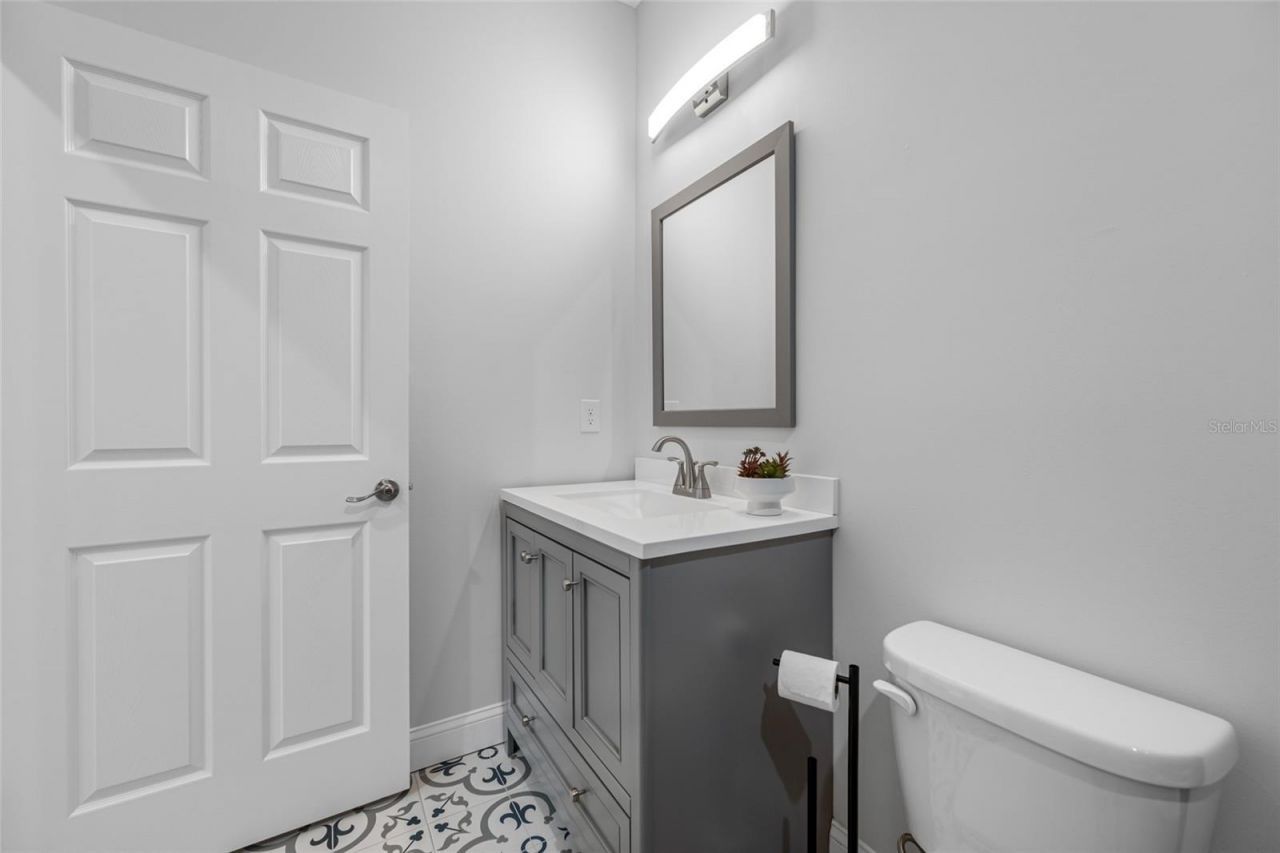 2144 43rd Terrace N, Saint Petersburg, FL 33714 Photo