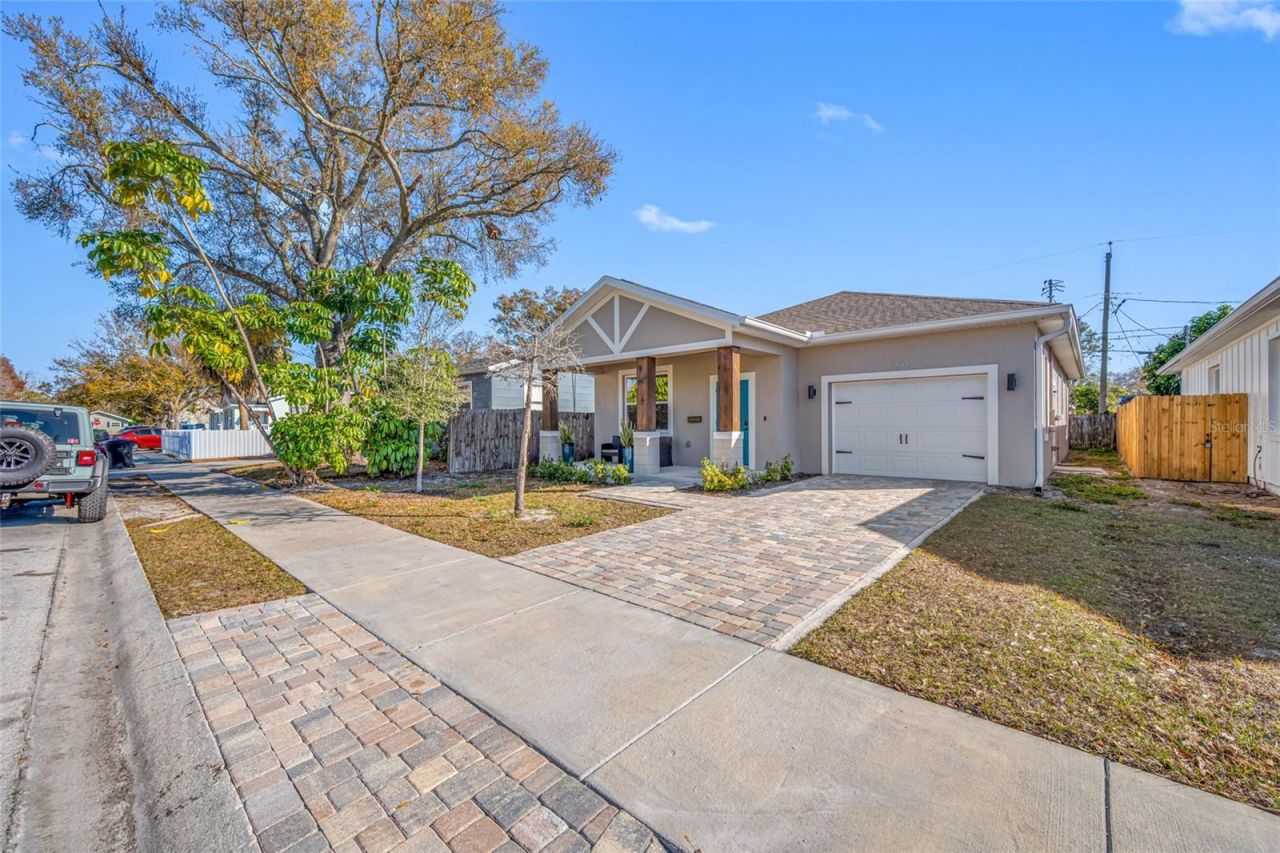 2144 43rd Terrace N, Saint Petersburg, FL 33714 Photo