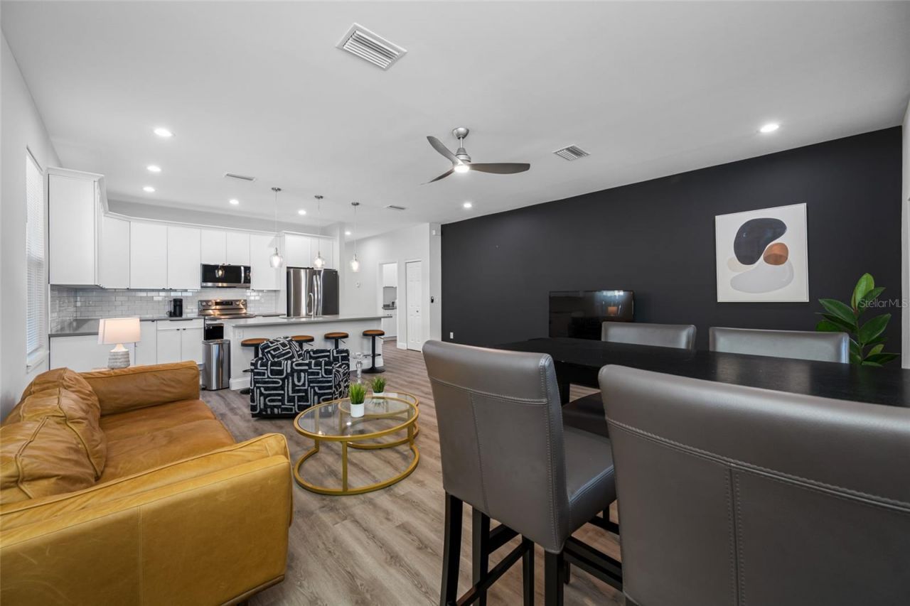 2144 43rd Terrace N, Saint Petersburg, FL 33714 Photo